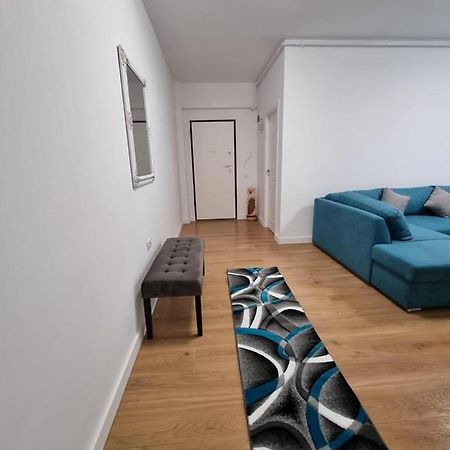 Blue Apartament Mamaia Nord Apartment นาโวดาริ ภายนอก รูปภาพ