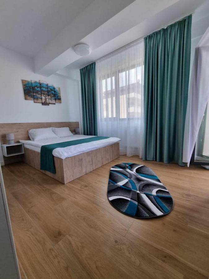 Blue Apartament Mamaia Nord Apartment นาโวดาริ ภายนอก รูปภาพ