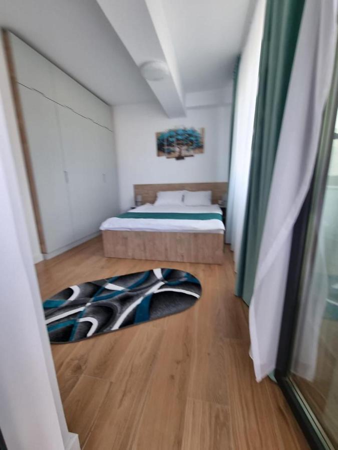 Blue Apartament Mamaia Nord Apartment นาโวดาริ ภายนอก รูปภาพ